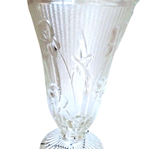 JEANETTE GLASS Vintage Clear Depression Glass Iris & Herringbone 9" Footed Vase - Picture 2 of 8